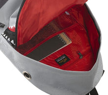 画像をギャラリービューアに読み込む, シャークバックパック L